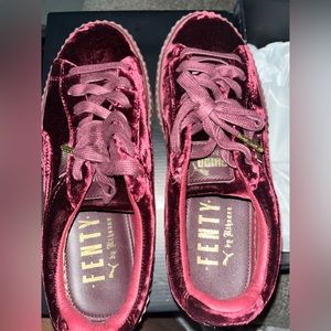 February Creeper Royal Purple Size 9